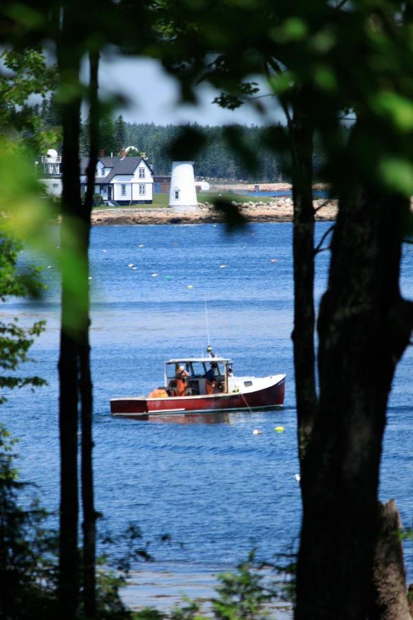 Вилла Dragonwood Castle On Waterfront With Stunning View Prospect Harbor Экстерьер фото